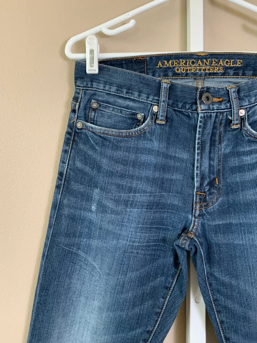 American Eagle Distressed Wash Slim Jeans